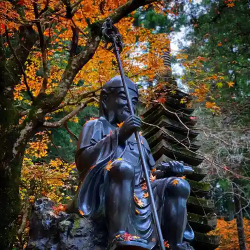 金剛山瑞峯寺(金剛不動尊) の像