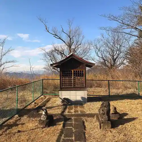 岩舟山高勝寺の末社