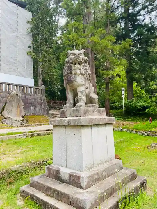 岩木山神社の{uncategorized: "未分類", other: "その他", undefined: "問題あり", building: "その他建物", grave: "お墓", sacred_gate: "鳥居", guardian: "狛犬", statue: "像", buddha: "仏像", history: "歴史", nature: "自然", garden: "庭園", animal: "動物", pagoda: "塔", temizu: "手水舎", mountain_gate: "山門・神門", sanctuary: "本殿・本堂", subordinate: "末社・摂社", art: "芸術", scenery: "景色", jizo: "地蔵", ema: "絵馬", goshuin: "御朱印", omikuji: "おみくじ", items: "授与品その他", amulet: "お守り", goshuincho: "御朱印帳", eats: "食事", festival: "お祭り", votive_dance: "神楽", shichigosan: "七五三参", wedding: "結婚式", experience: "体験その他", initially: "初詣", around: "周辺", anti_infection: "感染症対策"}