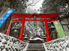 須賀尾諏訪神社の鳥居