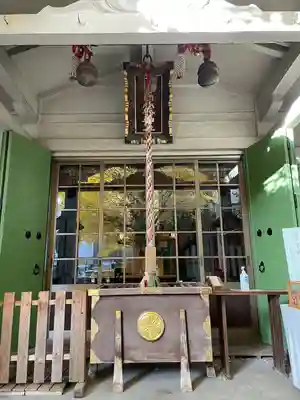 銀杏岡八幡神社の本殿・本堂