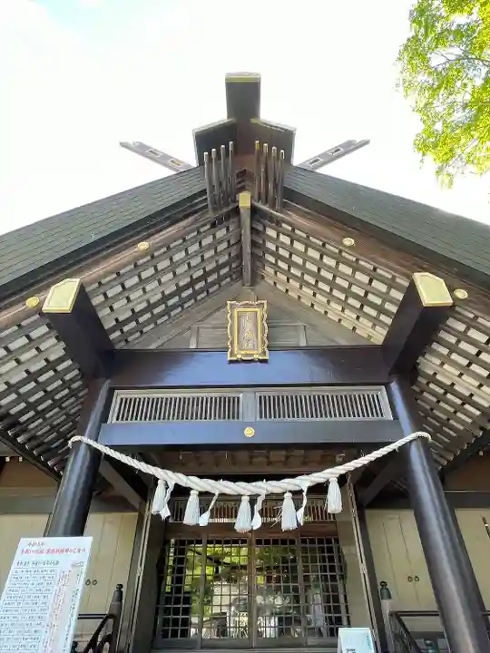 千歳神社の本殿・本堂