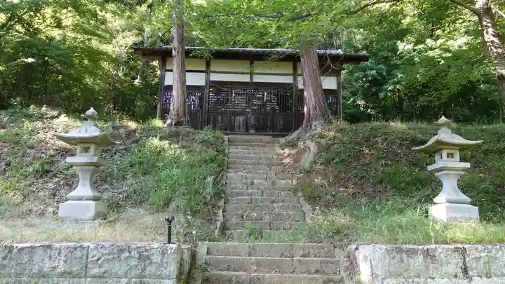 馬脊神社 東之宮(長野県)