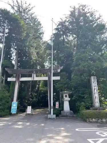 白山比咩神社の鳥居