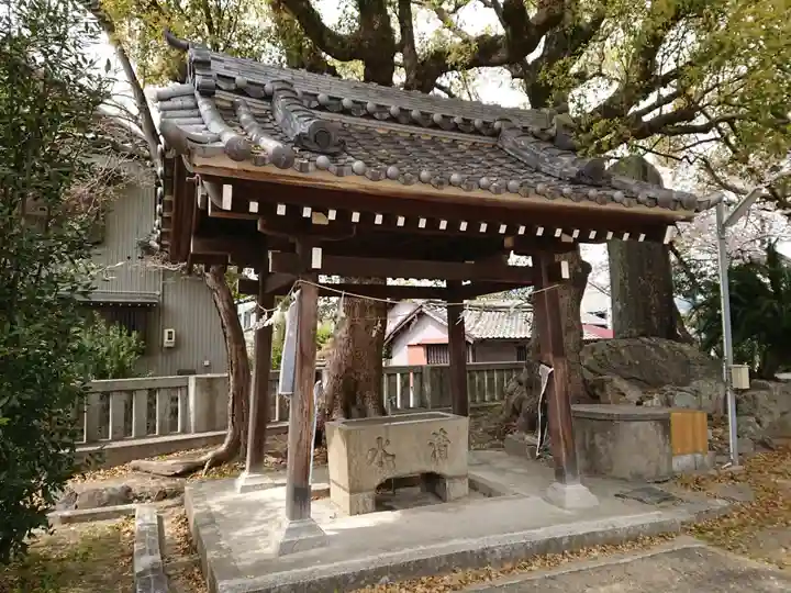 御嶽神社の手水舎