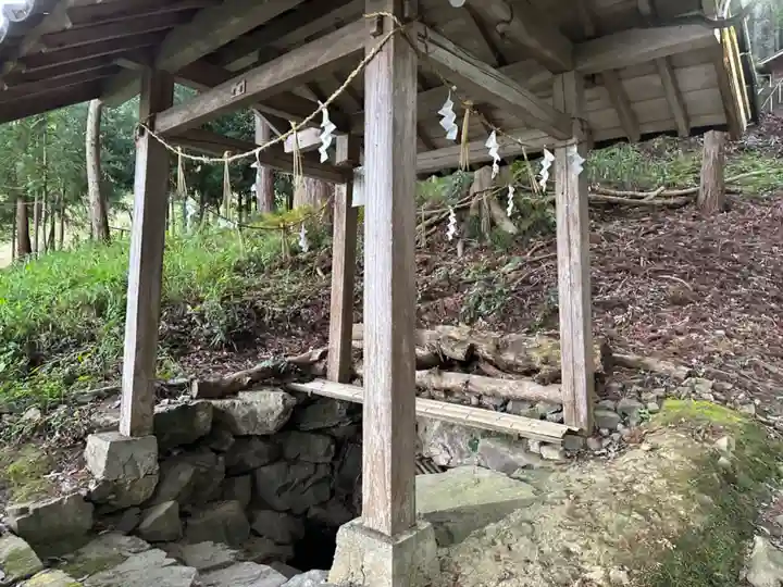 伊香具坂神社の手水舎