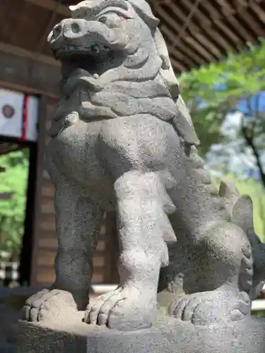 小室浅間神社の狛犬