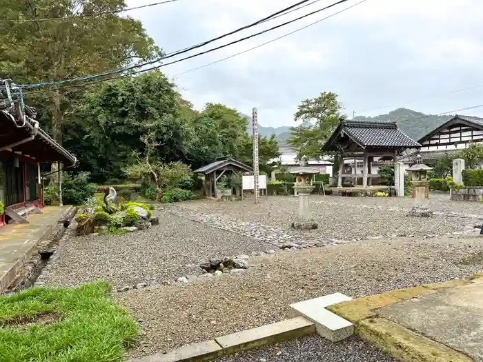 国分寺の建物その他