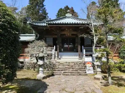 根香寺の本殿