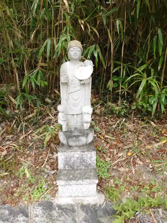 慧光院の{uncategorized: "未分類", other: "その他", undefined: "問題あり", building: "その他建物", grave: "お墓", sacred_gate: "鳥居", guardian: "狛犬", statue: "像", buddha: "仏像", history: "歴史", nature: "自然", garden: "庭園", animal: "動物", pagoda: "塔", temizu: "手水舎", mountain_gate: "山門・神門", sanctuary: "本殿・本堂", subordinate: "末社・摂社", art: "芸術", scenery: "景色", jizo: "地蔵", ema: "絵馬", goshuin: "御朱印", omikuji: "おみくじ", items: "授与品その他", amulet: "お守り", goshuincho: "御朱印帳", eats: "食事", festival: "お祭り", votive_dance: "神楽", shichigosan: "七五三参", wedding: "結婚式", experience: "体験その他", initially: "初詣", around: "周辺", anti_infection: "感染症対策"}
