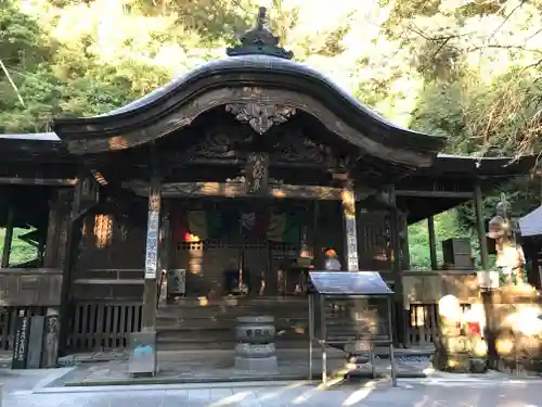 青龍寺の本殿