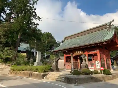 清澄寺の本殿・本堂