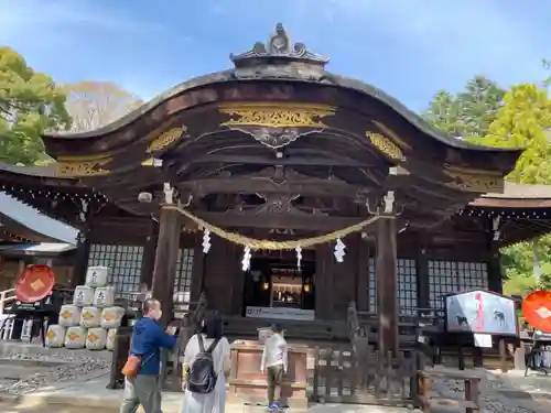 武田神社の本殿