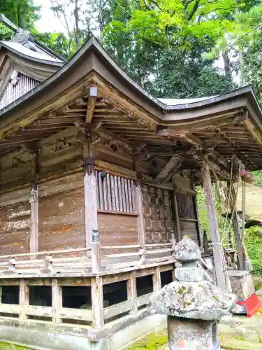 折石神社の本殿・本堂
