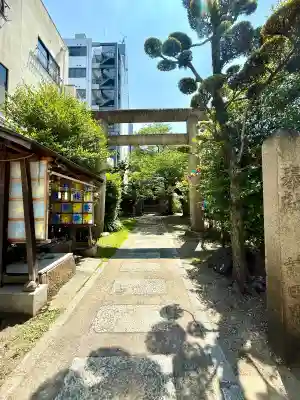 多賀神社の{uncategorized: "未分類", other: "その他", undefined: "問題あり", building: "その他建物", grave: "お墓", sacred_gate: "鳥居", guardian: "狛犬", statue: "像", buddha: "仏像", history: "歴史", nature: "自然", garden: "庭園", animal: "動物", pagoda: "塔", temizu: "手水舎", mountain_gate: "山門・神門", sanctuary: "本殿・本堂", subordinate: "末社・摂社", art: "芸術", scenery: "景色", jizo: "地蔵", ema: "絵馬", goshuin: "御朱印", omikuji: "おみくじ", items: "授与品その他", amulet: "お守り", goshuincho: "御朱印帳", eats: "食事", festival: "お祭り", votive_dance: "神楽", shichigosan: "七五三参", wedding: "結婚式", experience: "体験その他", initially: "初詣", around: "周辺", anti_infection: "感染症対策"}