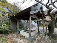 春日神社の手水舎