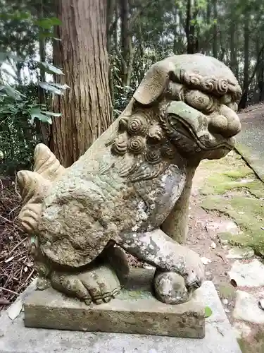 坂手神社の狛犬