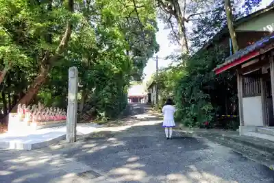 観音寺(東郷町)の山門・神門