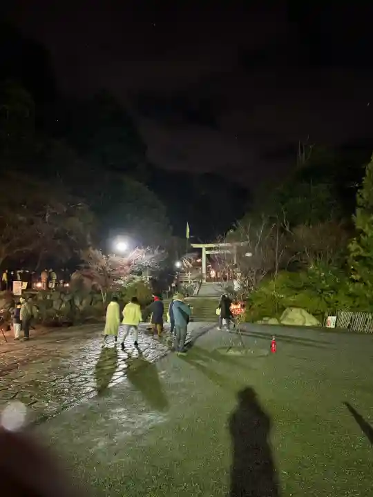 鎌倉宮の{uncategorized: "未分類", other: "その他", undefined: "問題あり", building: "その他建物", grave: "お墓", sacred_gate: "鳥居", guardian: "狛犬", statue: "像", buddha: "仏像", history: "歴史", nature: "自然", garden: "庭園", animal: "動物", pagoda: "塔", temizu: "手水舎", mountain_gate: "山門・神門", sanctuary: "本殿・本堂", subordinate: "末社・摂社", art: "芸術", scenery: "景色", jizo: "地蔵", ema: "絵馬", goshuin: "御朱印", omikuji: "おみくじ", items: "授与品その他", amulet: "お守り", goshuincho: "御朱印帳", eats: "食事", festival: "お祭り", votive_dance: "神楽", shichigosan: "七五三参", wedding: "結婚式", experience: "体験その他", initially: "初詣", around: "周辺", anti_infection: "感染症対策"}
