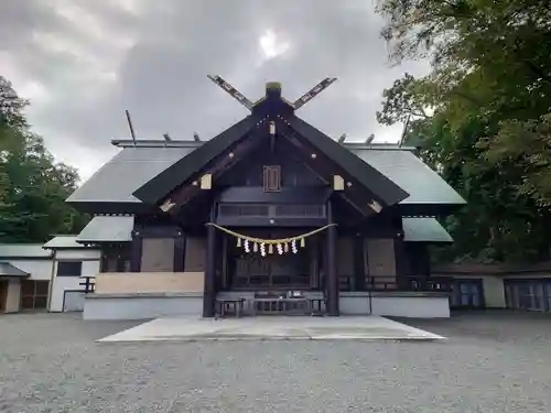 千歳神社の本殿