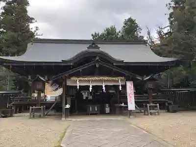 大和神社の本殿・本堂