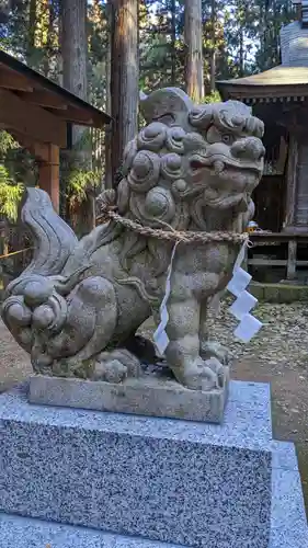 黄金山神社の狛犬