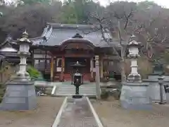 鏡徳寺の本殿