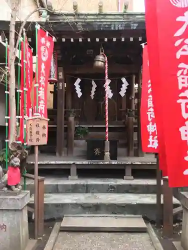 大松稲荷神社の本殿