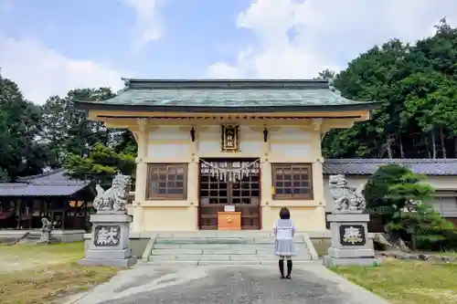 八柱社の本殿・本堂