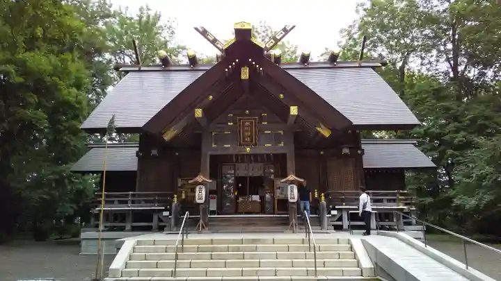 旭川神社の本殿・本堂
