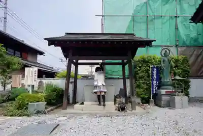 台元寺の手水舎