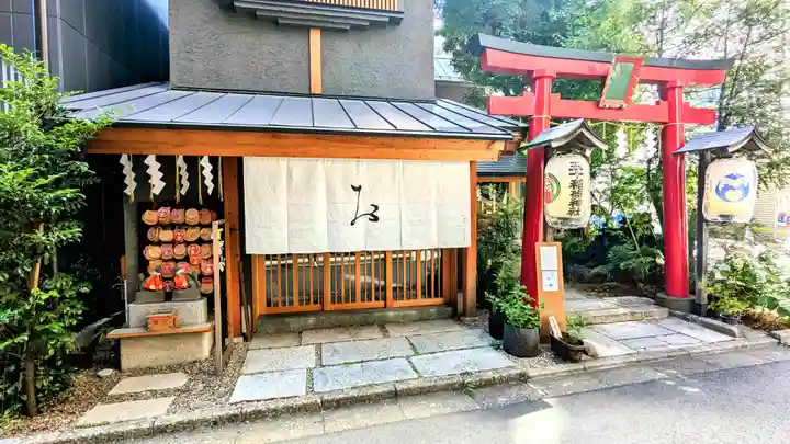 五十稲荷神社(栄寿稲荷神社)のその他建物
