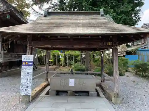 神明宮の手水舎