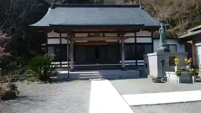 臥雲寺の本殿・本堂