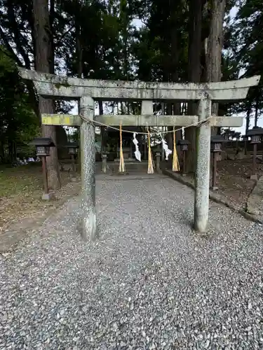 諏訪大社下社秋宮(長野県)