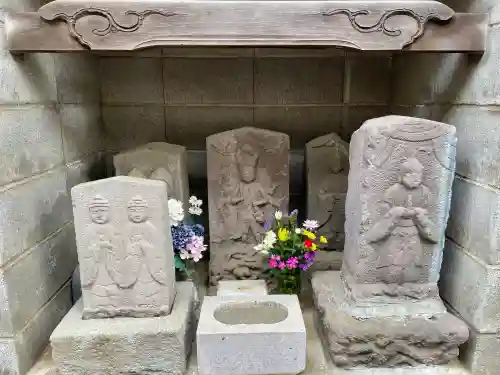 道祖神塔・庚申供養塔の{uncategorized: "未分類", other: "その他", undefined: "問題あり", building: "その他建物", grave: "お墓", sacred_gate: "鳥居", guardian: "狛犬", statue: "像", buddha: "仏像", history: "歴史", nature: "自然", garden: "庭園", animal: "動物", pagoda: "塔", temizu: "手水舎", mountain_gate: "山門・神門", sanctuary: "本殿・本堂", subordinate: "末社・摂社", art: "芸術", scenery: "景色", jizo: "地蔵", ema: "絵馬", goshuin: "御朱印", omikuji: "おみくじ", items: "授与品その他", amulet: "お守り", goshuincho: "御朱印帳", eats: "食事", festival: "お祭り", votive_dance: "神楽", shichigosan: "七五三参", wedding: "結婚式", experience: "体験その他", initially: "初詣", around: "周辺", anti_infection: "感染症対策"}