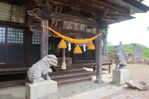 長屋神社の本殿・本堂