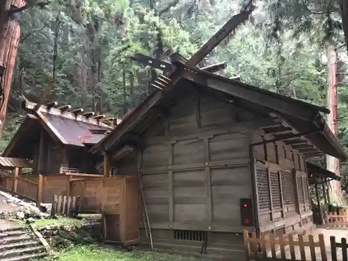 仁科神明宮の本殿・本堂
