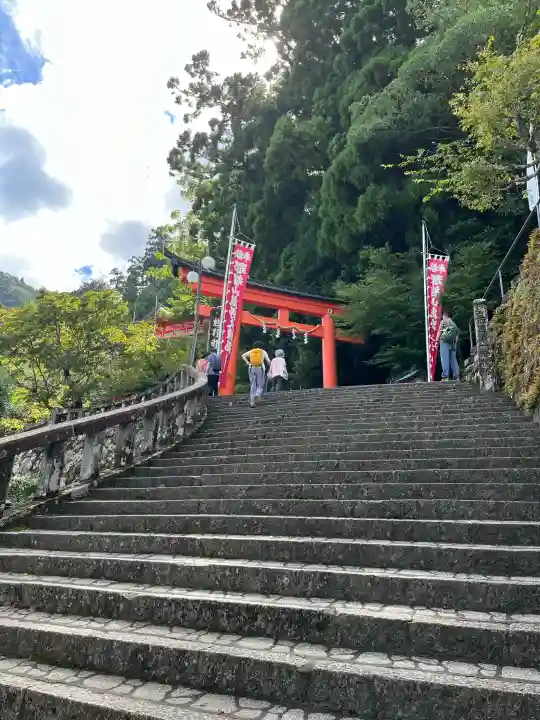 熊野那智大社の{uncategorized: "未分類", other: "その他", undefined: "問題あり", building: "その他建物", grave: "お墓", sacred_gate: "鳥居", guardian: "狛犬", statue: "像", buddha: "仏像", history: "歴史", nature: "自然", garden: "庭園", animal: "動物", pagoda: "塔", temizu: "手水舎", mountain_gate: "山門・神門", sanctuary: "本殿・本堂", subordinate: "末社・摂社", art: "芸術", scenery: "景色", jizo: "地蔵", ema: "絵馬", goshuin: "御朱印", omikuji: "おみくじ", items: "授与品その他", amulet: "お守り", goshuincho: "御朱印帳", eats: "食事", festival: "お祭り", votive_dance: "神楽", shichigosan: "七五三参", wedding: "結婚式", experience: "体験その他", initially: "初詣", around: "周辺", anti_infection: "感染症対策"}