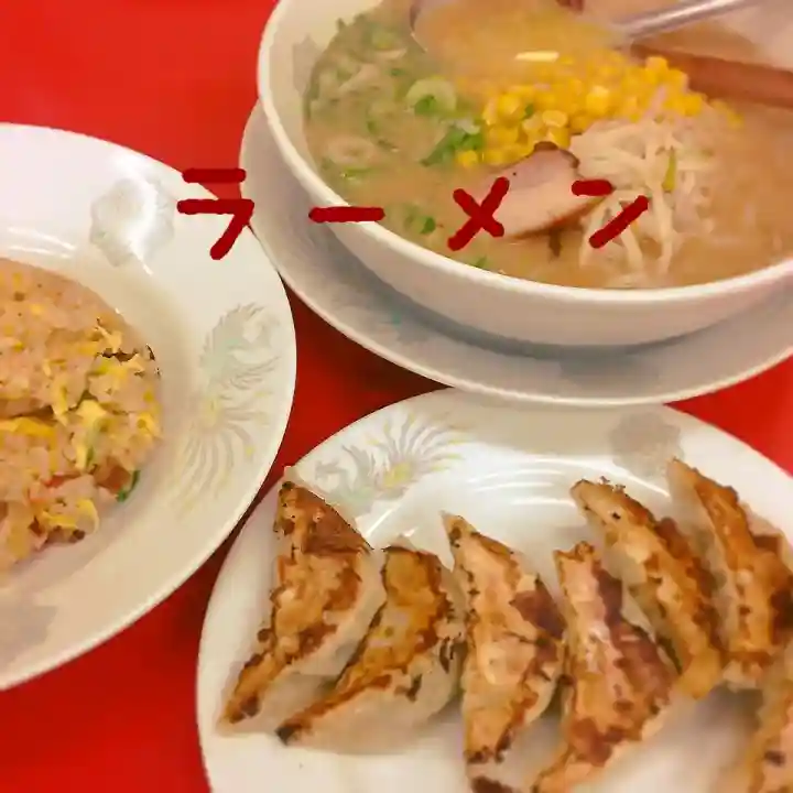 大神神社の{uncategorized: "未分類", other: "その他", undefined: "問題あり", building: "その他建物", grave: "お墓", sacred_gate: "鳥居", guardian: "狛犬", statue: "像", buddha: "仏像", history: "歴史", nature: "自然", garden: "庭園", animal: "動物", pagoda: "塔", temizu: "手水舎", mountain_gate: "山門・神門", sanctuary: "本殿・本堂", subordinate: "末社・摂社", art: "芸術", scenery: "景色", jizo: "地蔵", ema: "絵馬", goshuin: "御朱印", omikuji: "おみくじ", items: "授与品その他", amulet: "お守り", goshuincho: "御朱印帳", eats: "食事", festival: "お祭り", votive_dance: "神楽", shichigosan: "七五三参", wedding: "結婚式", experience: "体験その他", initially: "初詣", around: "周辺", anti_infection: "感染症対策"}