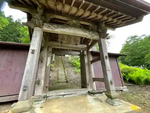 昌福寺の山門