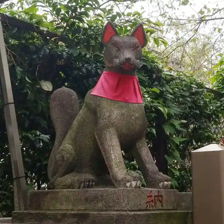 金丸稲荷神社の狛犬