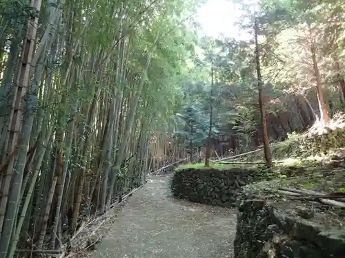 立岩神社（山方比古神社境内社）の建物その他