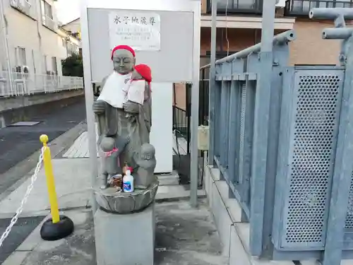 横浜成田山延命院（成田山横浜別院）の地蔵