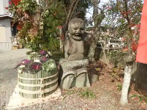 天之御中主神社の像