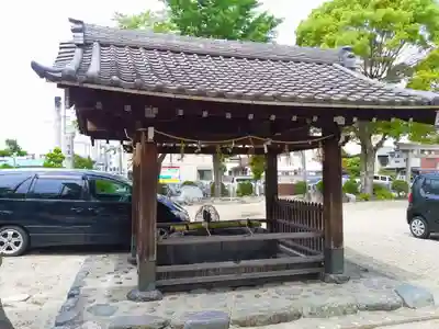 西古渡神社の手水舎