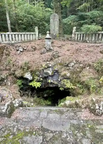 人穴浅間神社(静岡県)
