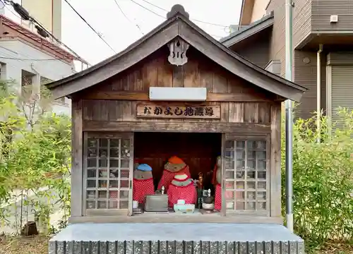 弓場八幡神社の地蔵