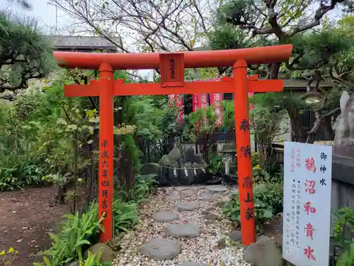 鵠沼伏見稲荷神社の鳥居