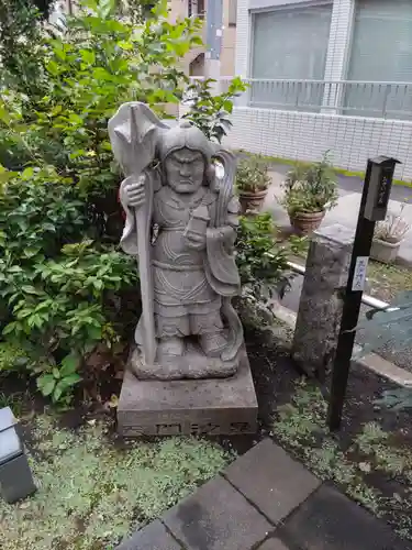 成子天神社の像